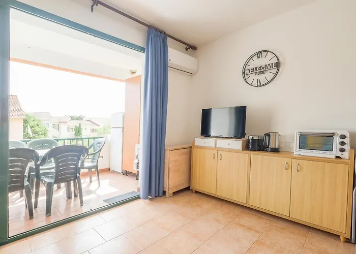 La Marine De Bravone