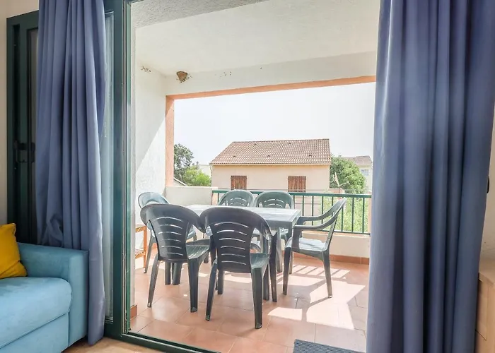 La Marine De Bravone *